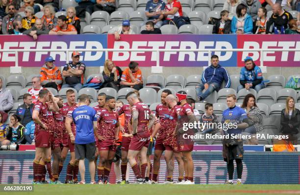 Huddersfield Giants players appear dejected during day two of the Betfred Super League Magic Weekend at St James' Park, Newcastle.