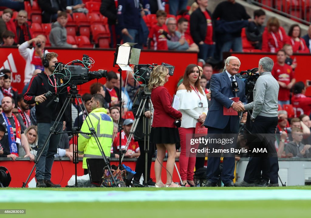 Manchester United v Crystal Palace - Premier League