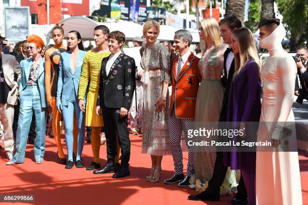 Actresses Nicole Kidman, Elle Fanning, actors Alex Sharp, AJ Lewis, director John Cameron Mitchell and the cast of the movie attend the "How To Talk...