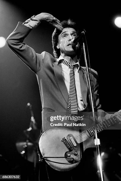 Ray Davies of the Kinks at the Rosemont Horizon in Rosemont, Illinois, September 17, 1981.