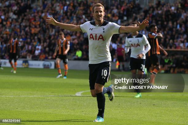 Tottenham Hotspur's English striker Harry Kane celebrates his hat trick after scoring his team's fifth goal during the English Premier League...