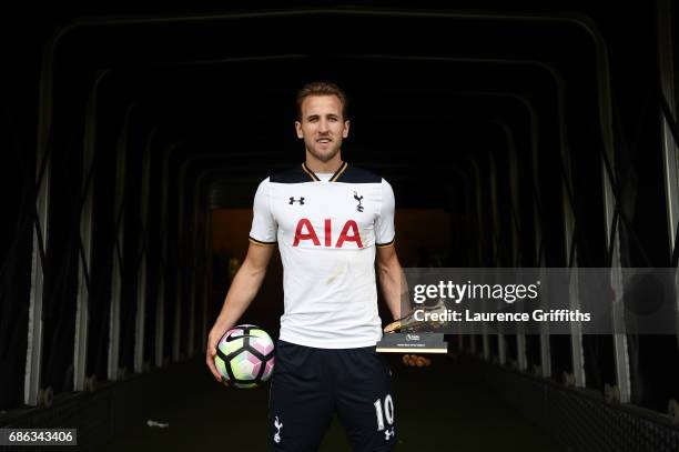Harry Kane of Tottenham Hotspur poses in the tunnel with the golden boot and match ball after the Premier League match between Hull City and...