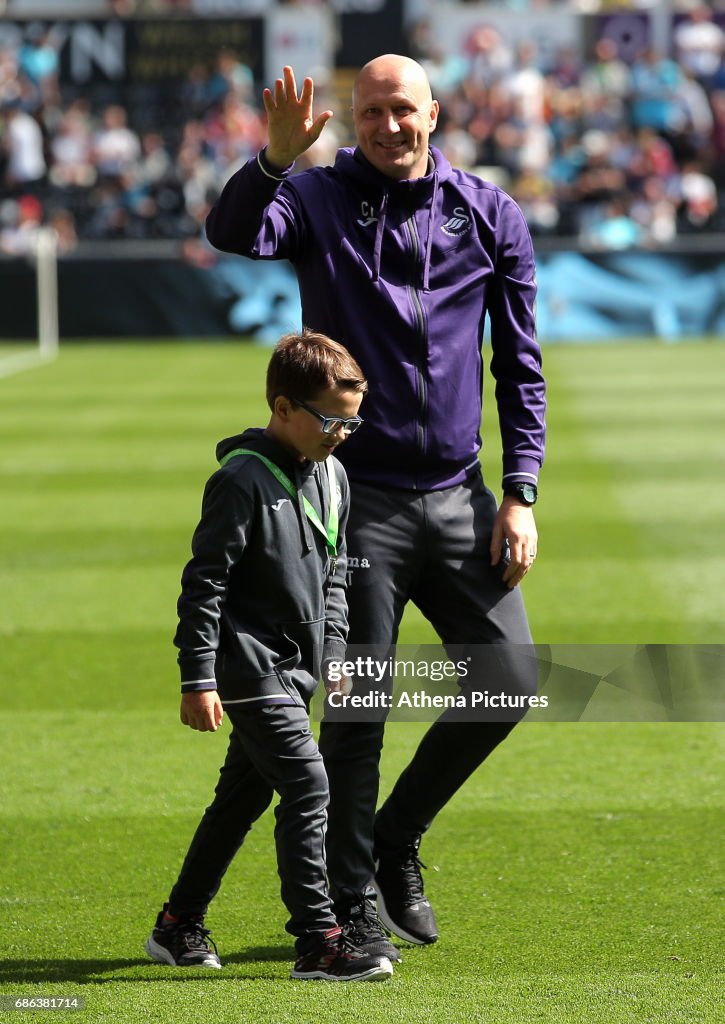 Swansea City v West Bromwich Albion - Premier League