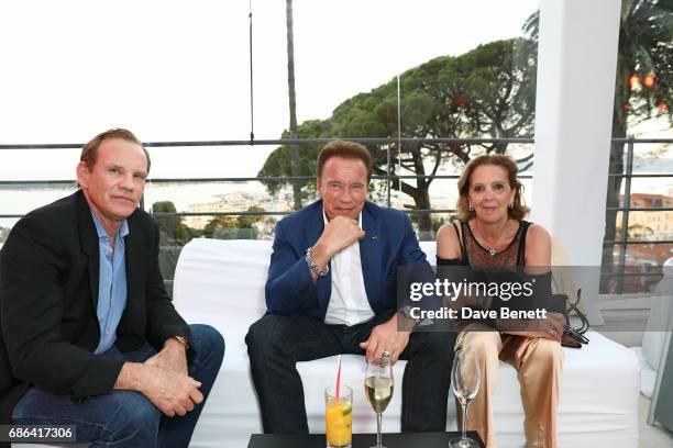 Arnold Schwarzenegger and guests attend a dinner hosted by Jamie Reuben & Michael Kives with Arnold Schwarzenegger to celebrate Jean-Michel...