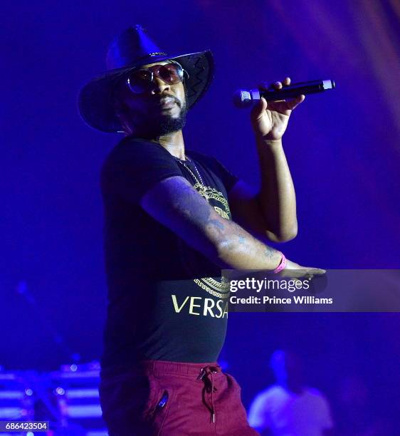 Kili Rapper 39 Rapper Kilo Ali Stock Photos, High-Res Pictures, and Images - Getty ...