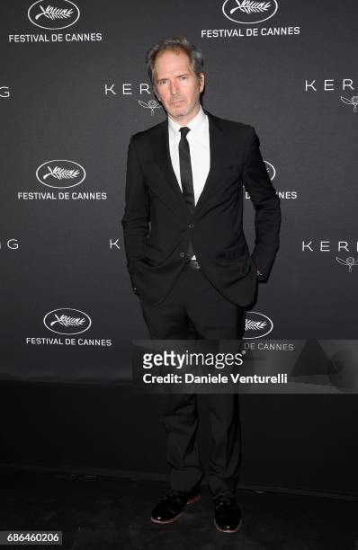 Christopher Thompson attends the Women in Motion Awards Dinner at the 70th Cannes Film Festival at Place de la Castre on May 21, 2017 in Cannes,...