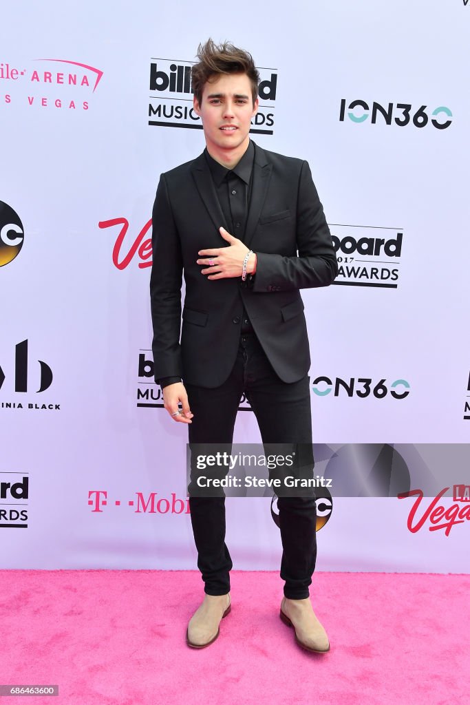 2017 Billboard Music Awards - Arrivals