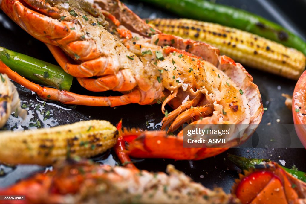 新鮮な調理し、美味しいロブスターのグリル