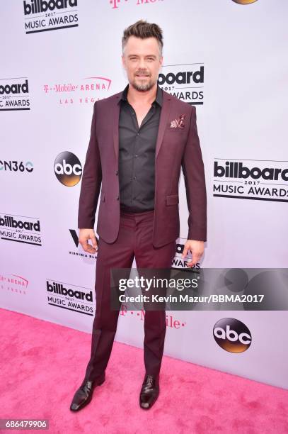 Actor Josh Duhamel attends the 2017 Billboard Music Awards at T-Mobile Arena on May 21, 2017 in Las Vegas, Nevada.