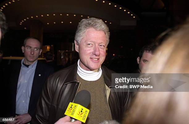 Former US President Bill Clinton arrives December 10, 2001 in Glasgow, Scotland, UK, to give a speech before the Jewish National Fund. His arrival...