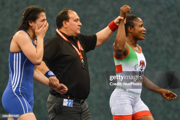 Blessing Oborududu of Nigeria wins against Hafize Sahin of Turkey in the Women's Freestyle 63kg Wrestling final during Baku 2017 - 4th Islamic...