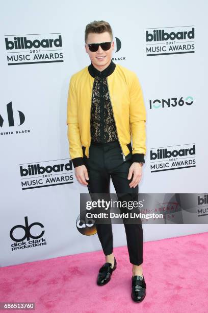 Singer Shawn Hook attends the 2017 Billboard Music Awards at the T-Mobile Arena on May 21, 2017 in Las Vegas, Nevada.