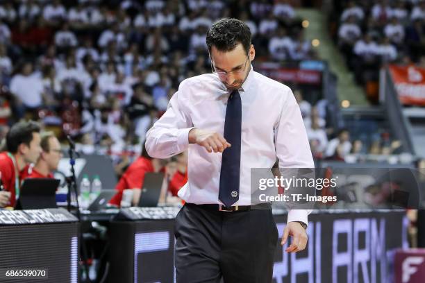 Headcoach Thomas Paech of Berlin gestures during the easyCredit BBL Basketball Bundesliga match between FC Bayern Muenche and Alba Berlin at Audi...