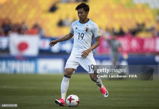 Kakeru Funaki of Japan runs with the ball during the FIFA U-20 World Cup Korea Republic 2017 group D match between South Africa and Japan at Suwon...