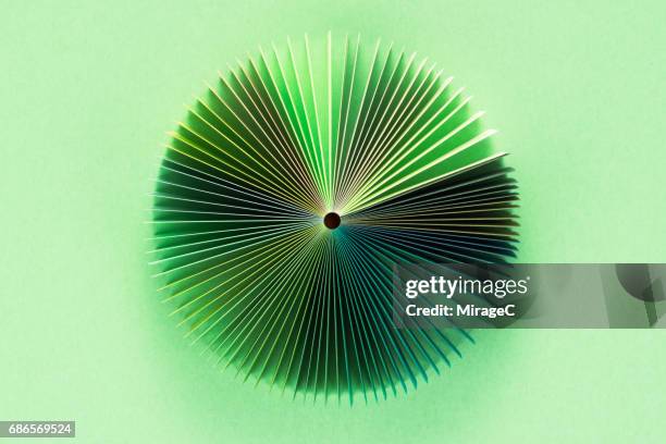 green colored book pages pie chart - 3d pie chart stock-fotos und bilder