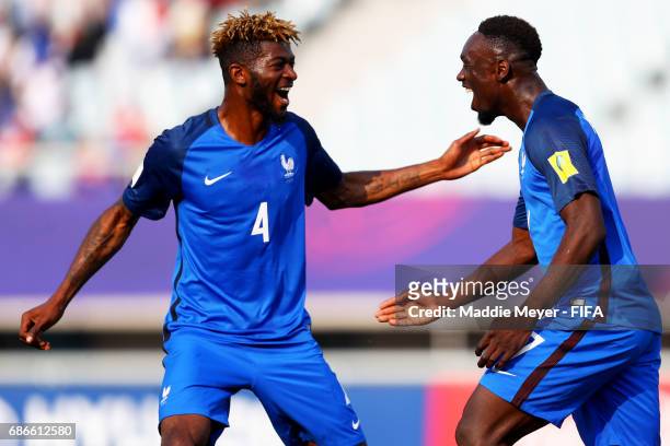 Jean-Kevin Augustin of France celebrates with Jerome Onguene after scoring a goal during the FIFA U-20 World Cup Korea Republic 2017 group E match...
