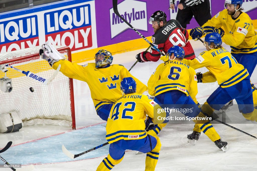 HOCKEY: MAY 21 IIHF World Championship Gold Medal Game - Canada v Sweden