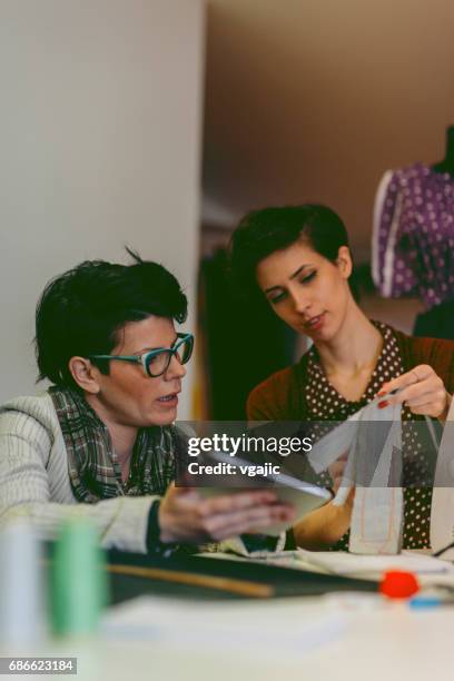 sömnad klass - träslag bildbanksfoton och bilder