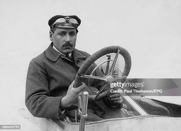 Naudin Photos and Premium High Res Pictures Getty Images