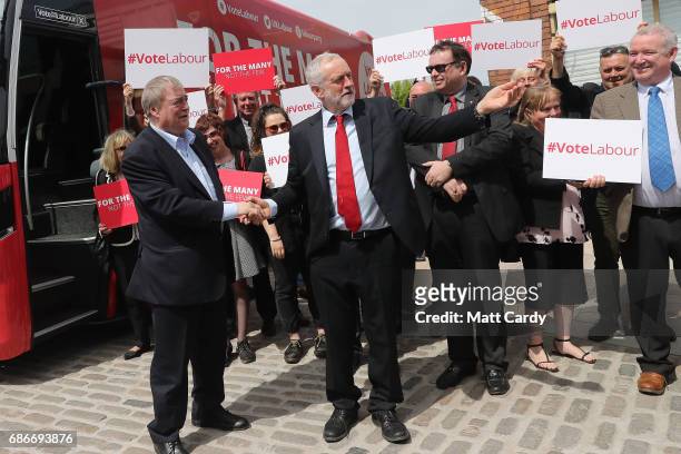 Labour leader Jeremy Corbyn attends a campaign rally with former Deputy Prime Minister Lord Prescott, on May 22, 2017 in Hull, England. Britain goes...