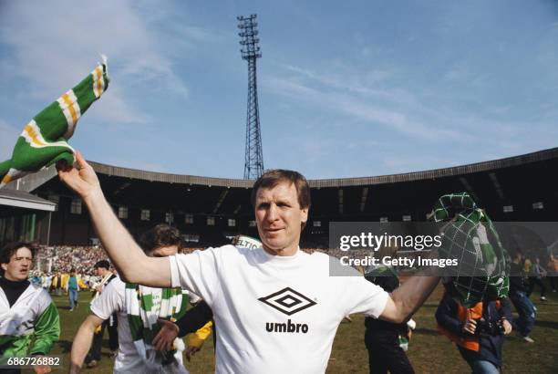 Celtic manager Billy McNeill celebrates after Celtic had beaten Dundee 3-0 to win the 1987/88 Scottish League Title at Park Head on April 23, 1988 in...