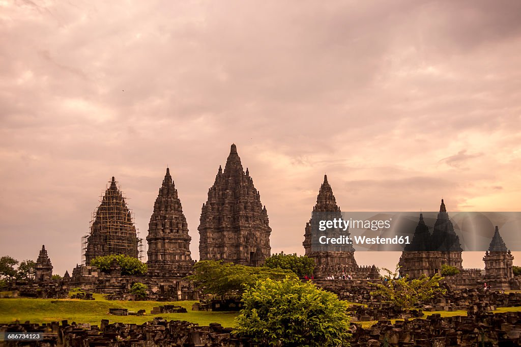 Java Hindus Indonesia Java Parambanan Hindu Temple Complex High-Res Stock Photo ...