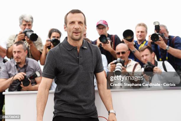 Actor Mathieu Kassovitz attends the "Happy End" photocall during the 70th annual Cannes Film Festival at Palais des Festivals on May 22, 2017 in...