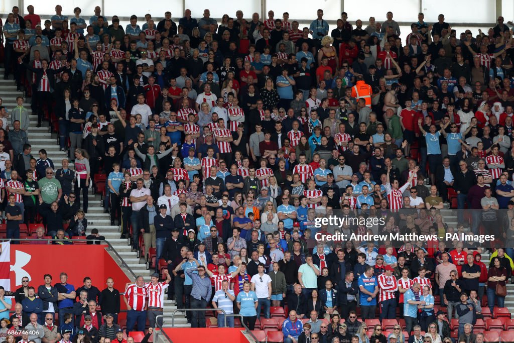 Southampton v Stoke City - Premier League - St Mary's Stadium