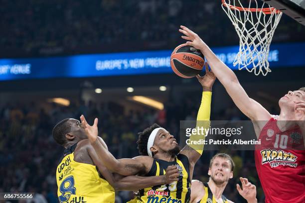Bobby Dixon, #35 of Fenerbahce Istanbul in action during the Championship Game 2017 Turkish Airlines EuroLeague Final Four between Fenerbahce...