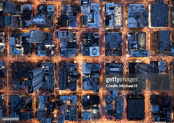 aerial view of chicago, il, usa - office building exterior dusk stock pictures, royalty-free photos & images