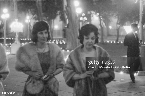 Some guests during the party in honor of King Husayn of Jordan, held at the court of the Persian Shah Mohammad Reza Pahlavi. Teheran, May 1960