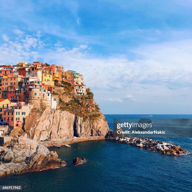 manarola, italy - manarola stock pictures, royalty-free photos & images