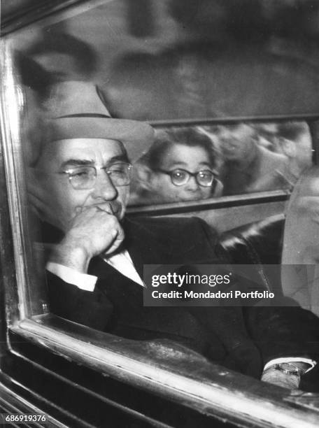 Italian criminal Lucky Luciano in a car after arriving in Naples, after being extradited. Naples, 1946