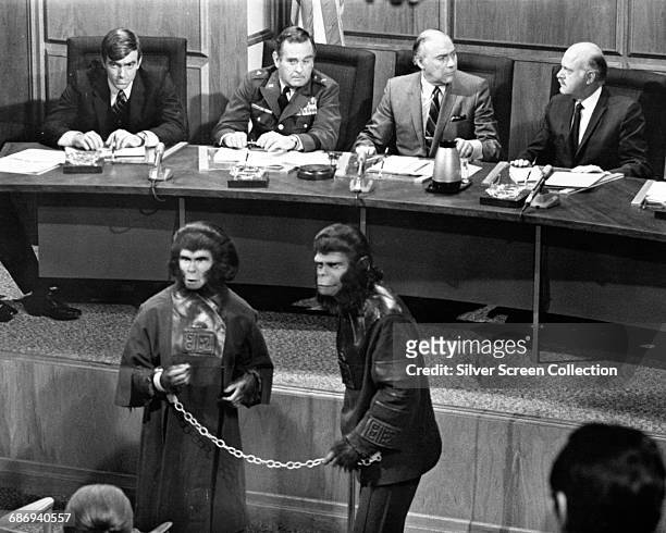 Actors Kim Hunter as Zira and Roddy McDowall as Cornelius in a scene from the film 'Escape from the Planet of the Apes', 1971.