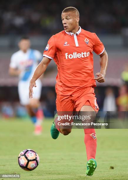 Sebastian De Maio of ACF Fiorentina in action during the Serie A match between SSC Napoli and ACF Fiorentina at Stadio San Paolo on May 20, 2017 in...