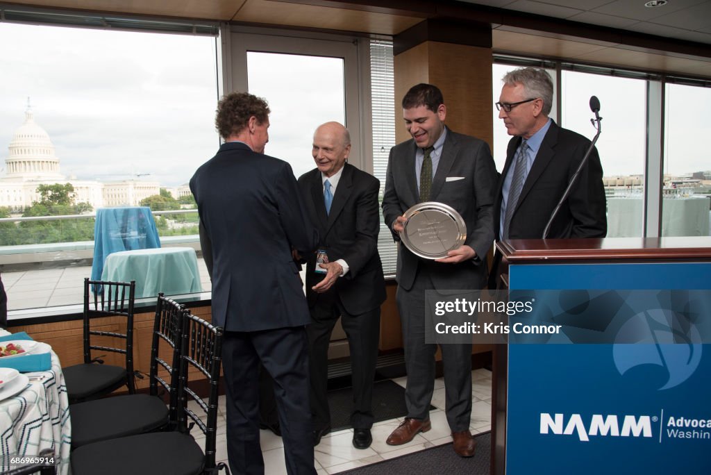 NAMM SupportMusic Champion Award, Senator Robert Casey
