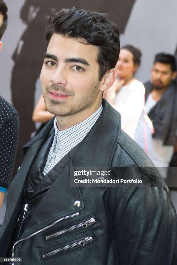 Joe Jonas