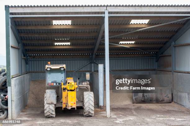 Loadall Loader Loadall Photos and Premium High Res Pictures - Getty Images
