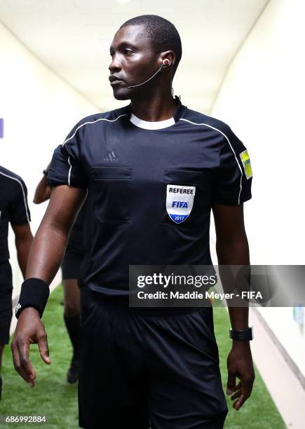 Referee Sidi Alioum of Cameroon before the FIFA U-20 World Cup Korea Republic 2017 group E match between Vietnam and New Zealand at Cheonan Baekseok...