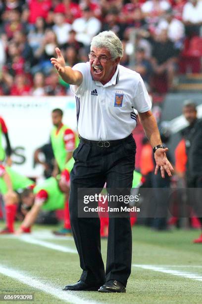 Ricardo Ferretti coach of Tigres gestures during the semi final second leg match between Tijuana and Tigres UANL as part of the Torneo Clausura 2017...