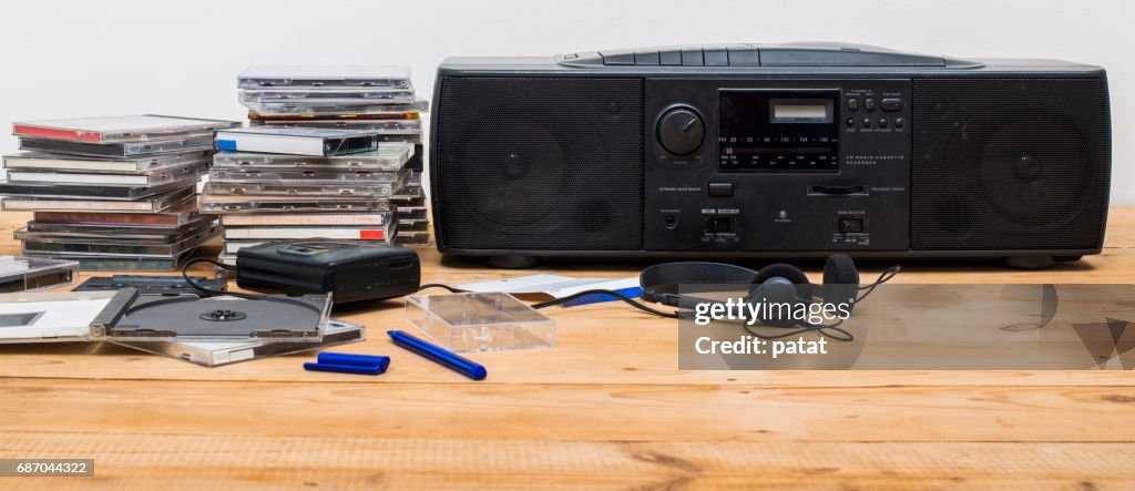 Nineties cassette cd player header