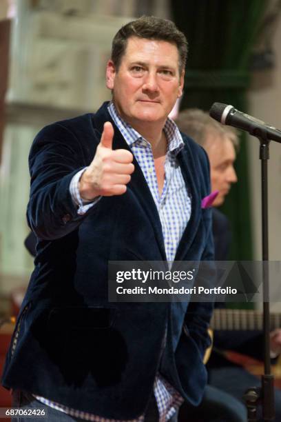 Singer Tony Hadley, lead singer of the band Spandau Ballet, meetingh the fans at the Eataly Milano Smeraldo. Milan, Italy. 19th December 2016