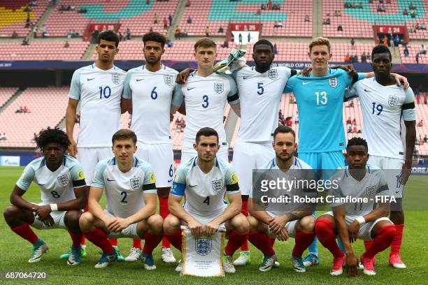 England line up during the FIFA U-20 World Cup Korea Republic 2017 group A match between England and Guinea at Jeonju World Cup Stadium on May 23,...