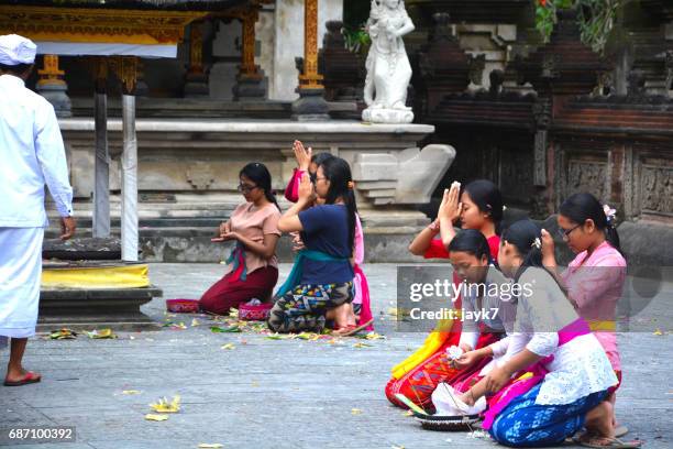 tirta empul temple - jayk7 bali stock pictures, royalty-free photos & images