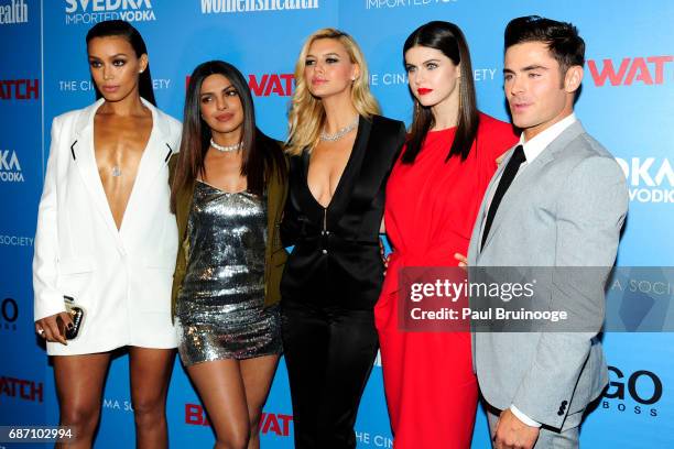 Zac Efron Alexandra Daddario Photos and Premium High Res Pictures