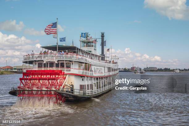 steamer natchez in new orleans, louisiana, usa - steamer stock pictures, royalty-free photos & images