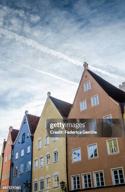 füssen - colore brillante stockfoto's en -beelden