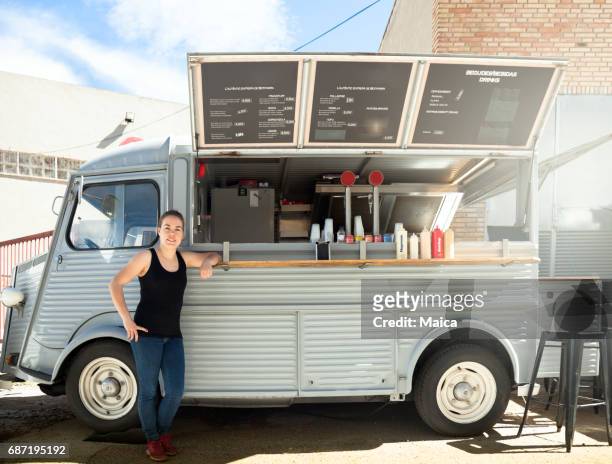 食物卡車 - street food truck 個照片及圖片檔