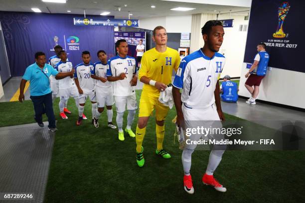 Dylan Andrade, Javier Delgado and Wesly Decas of Honduras lead their team onto the pitch before the FIFA U-20 World Cup Korea Republic 2017 group E...