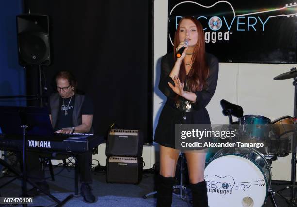 Richie Supa and Kendra Erika perform at Recovery Unplugged Treatment Center on May 23, 2017 in Ft. Lauderdale, Florida.